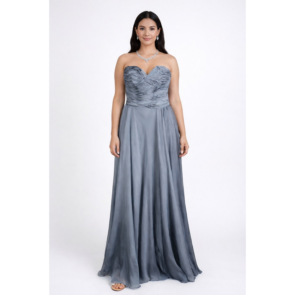 Carmen Marc Valvo Silver Silk Strapless Ruched Gown Size 10 $1150 Retail